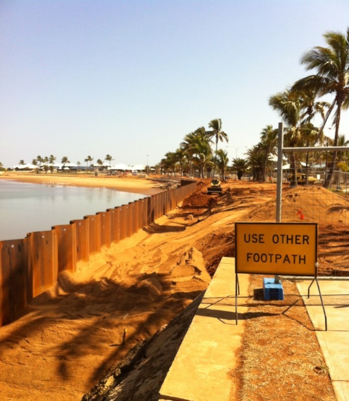 Photograph of northern section of the fascine wall with no tiebacks or wall anchors, completed by Curnow