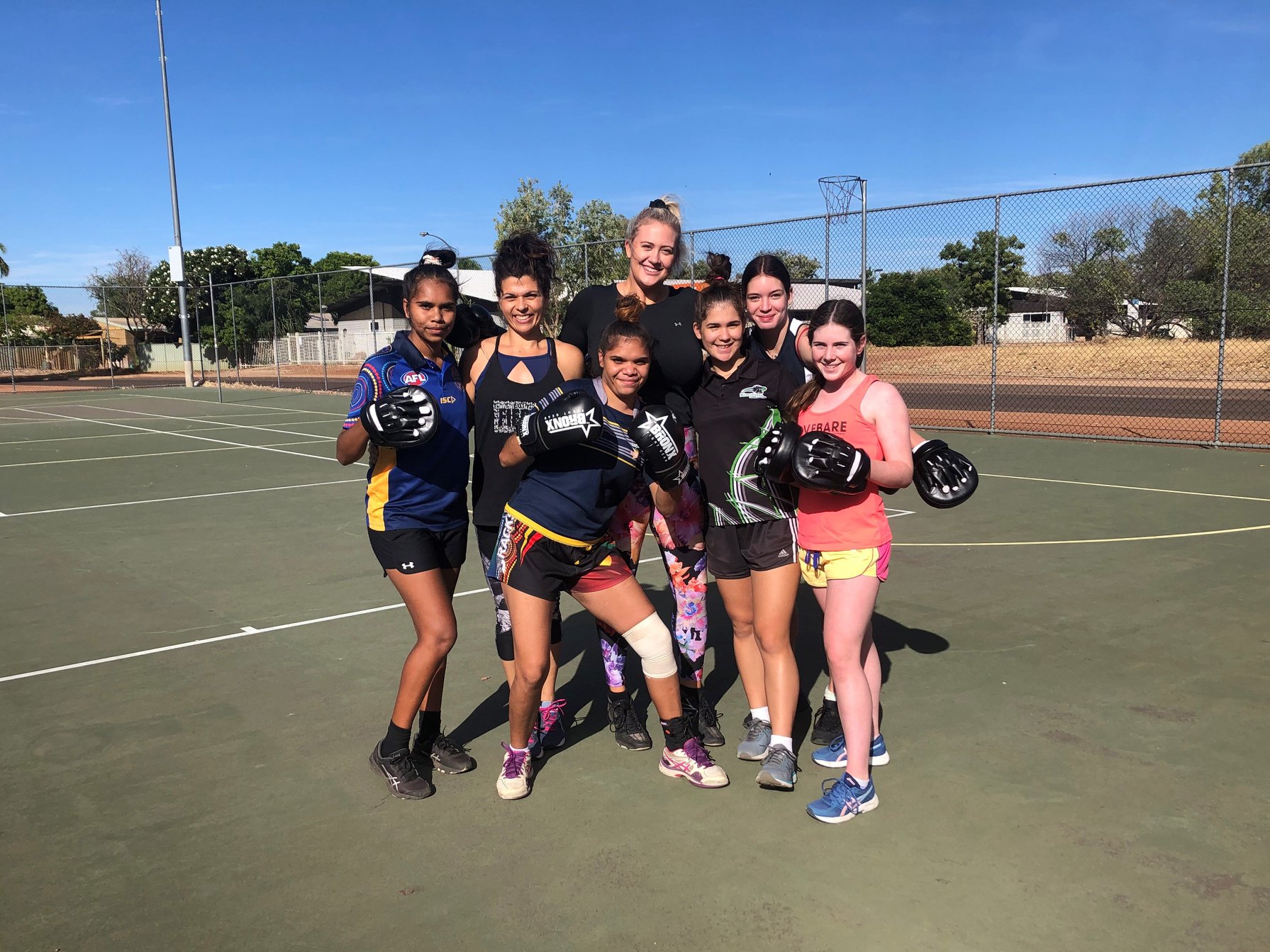 Girls from Kununurra Netball Association travelling to Broome