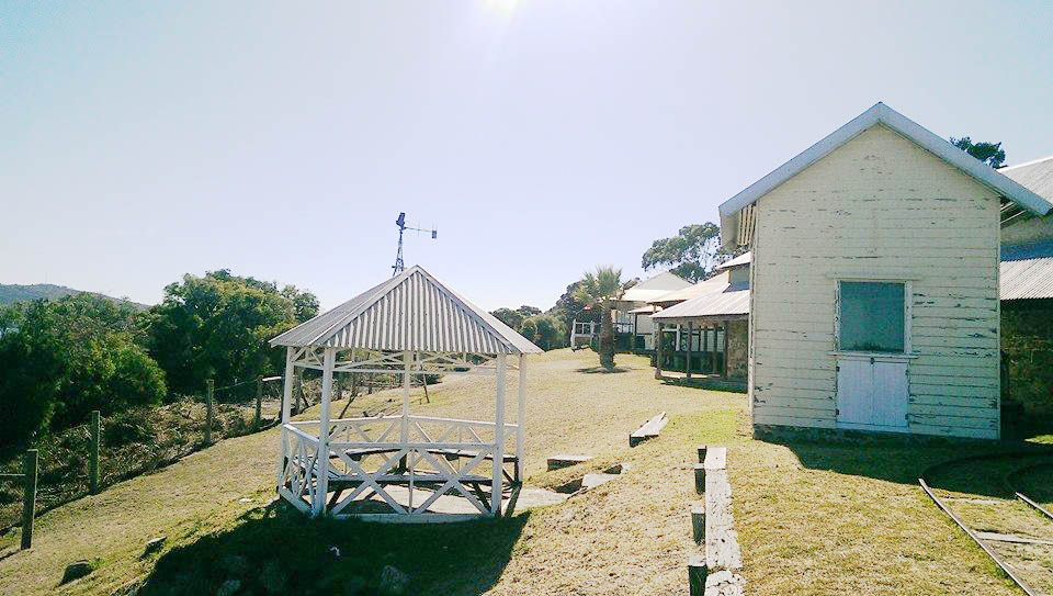 camp-quaranup-gazebo